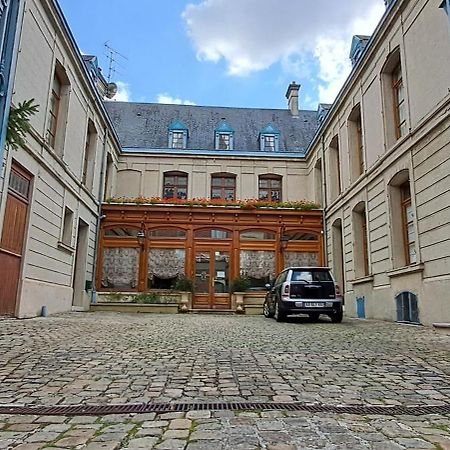 Hôtel Particulier des Canonniers Saint-Quentin (Aisne) Exterior foto